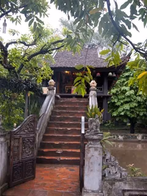 Tháng 9 tới sẽ trùng tu chùa Một Cột sau 3 năm chờ đợi dự án được phê duyệt. Ảnh: T.Toan.