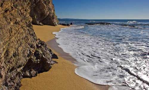 Bãi biển White Sands Inn, thành phố Grassy Key, Florida.