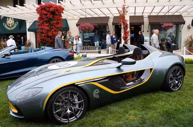 Chiếc Aston CC100.