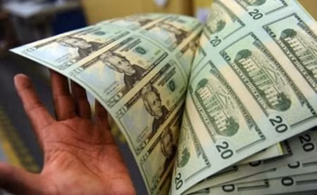 Cứ 15 phút sẽ có một tour vào tham quan, mỗi tour kéo dài 30 phút và khách thăm quan sẽ không phải mua vé. Chuyến thăm quan bắt đầu từ cổng sau của nhà máy.