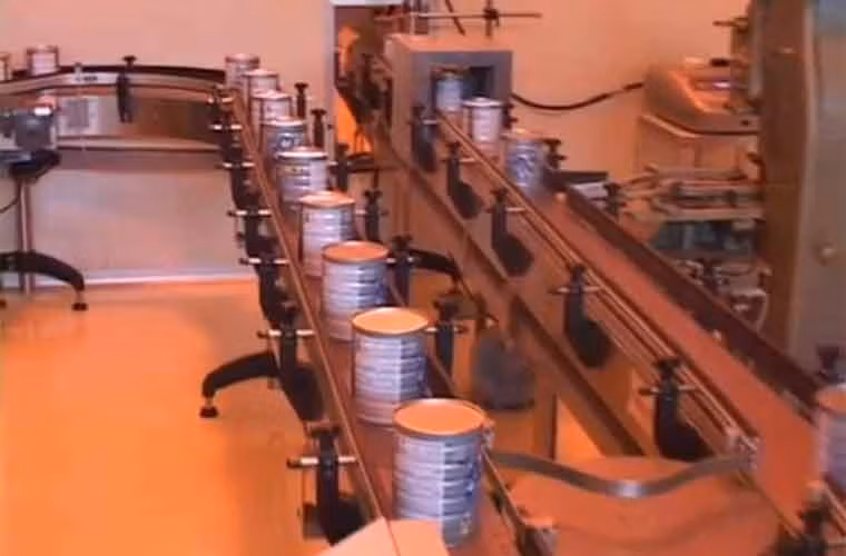 Để thu nhận sữa bột, người ta có thể thực hiện các phương pháp sấy khác nhau như sấy thăng hoa, sấy trục nhưng hiện nay, sấy phun được sử dụng nhiều hơn cả.