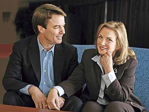 Bà Elizabeth Edwards - vợ cựu ứng cử viên phó Tổng thống đảng Dân chủ Mỹ John Edwards, được chẩn đoán mắc ung thư vú năm 2004 ở tuổi 55. Sau khi phẫu thuật, hóa trị và xạ trị, bệnh của bà Edwards thuyên giảm. Tuy nhiên, trong năm 2007, bệnh của bà tái phát và di căn đến một trong những xương sườn, xương hông, và phổi. Bà đã qua đời sau trận chiến với bệnh ung thư vào năm 2010, ở tuổi 61.