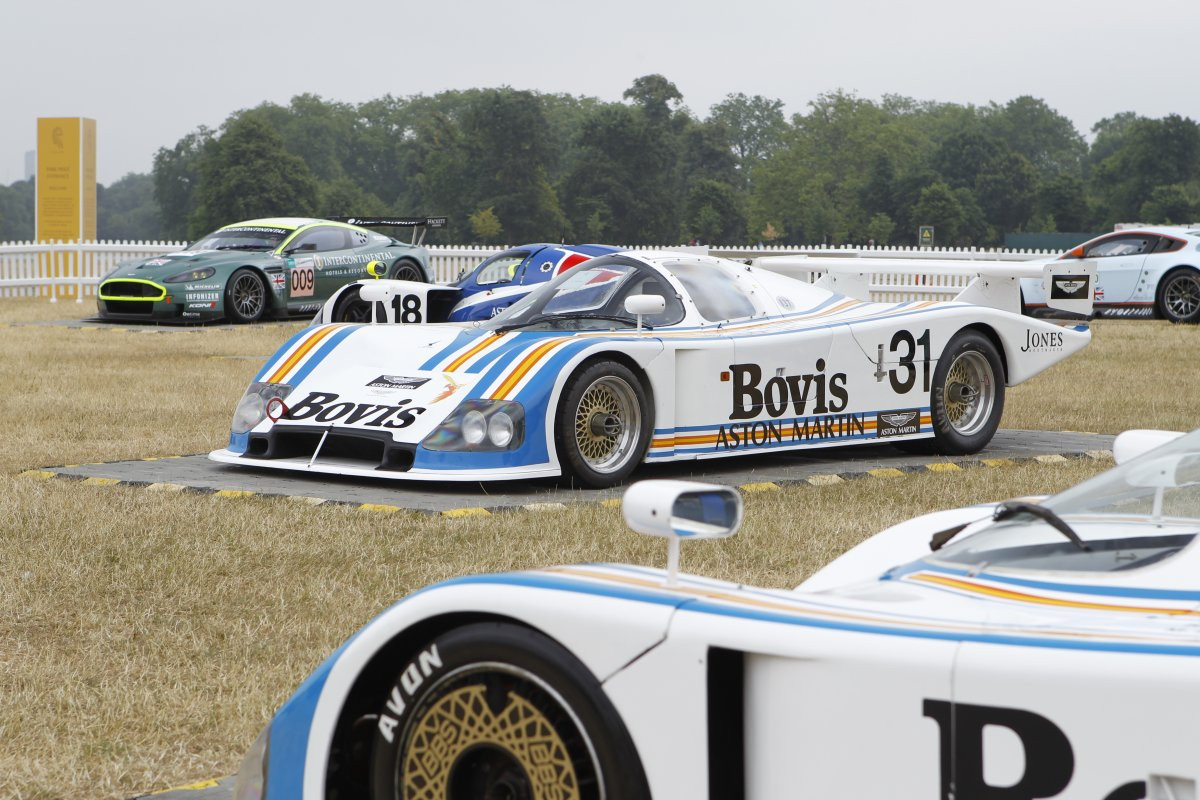 1982 Nimrod - dòng xe đua thành công và phổ biến nhất của hãng này.