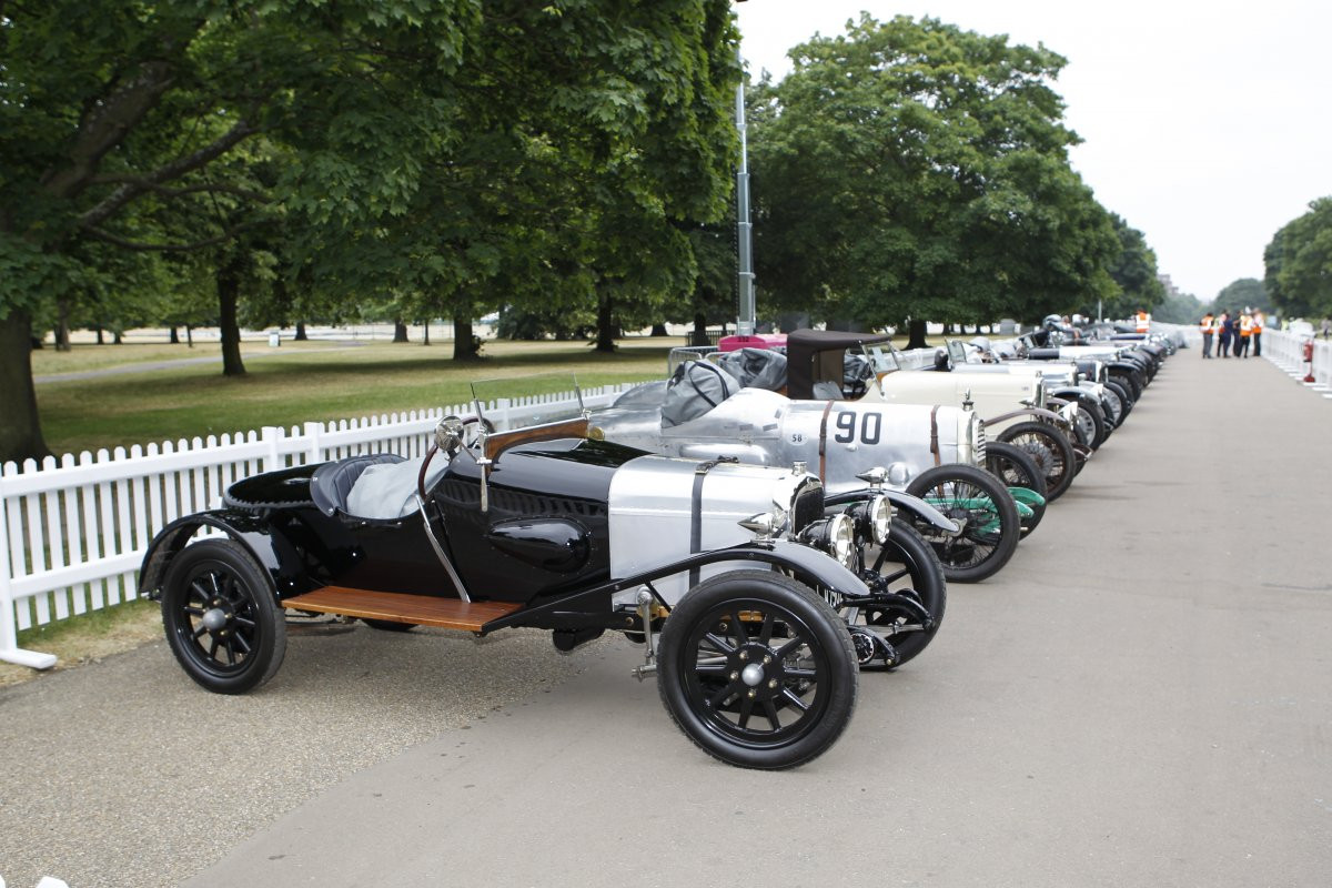 Dòng xe A3 cổ điển, lâu đời nhất của hãng Aston Martin còn sót lại trên hành tinh, được trưng bày tại sự kiện.