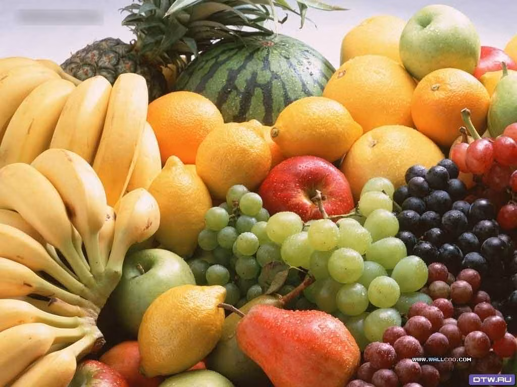 Hoa quả cung cấp nhiều vitamin rất có lợi cho sức khỏe.