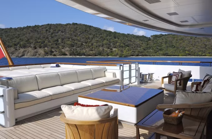 Không gian trên du thuyền khá trang nhã và thoáng đãng.