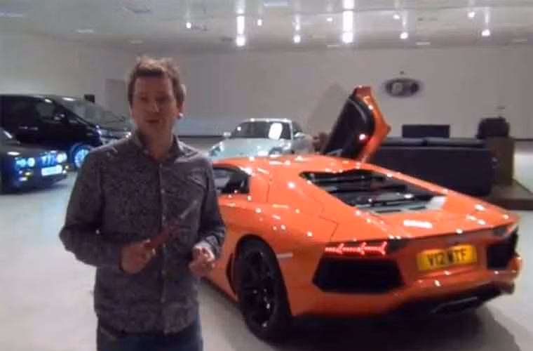 Điều này đã biến Aventador thành cỗ máy nướng bánh BBQ đắt nhất thế giới.