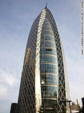 Tháp Tokyo Mode Gakuen Cocoon, Nhật Bản. Tòa nhà có chiều cao 204 m với 50 tầng, là một cơ sở thuộc ngành giáo dục được xây dựng tại quận Nishi-Shinjuku, Thủ đô Tokyo, Nhật Bản. Hình dáng cái kén của tòa nhà tượng trưng cho hình ảnh đào tạo và giảng dạy các sinh viên học tập bên trong thành những công dân tài giỏi cho xã hội.