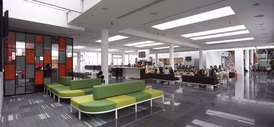 Phòng khám Đa khoa FV Sài Gòn là nơi khám bệnh ngoại trú được trang bị hiện đại bậc nhất, tọa lạc ngay trung tâm Quận 1, TP. HCM.