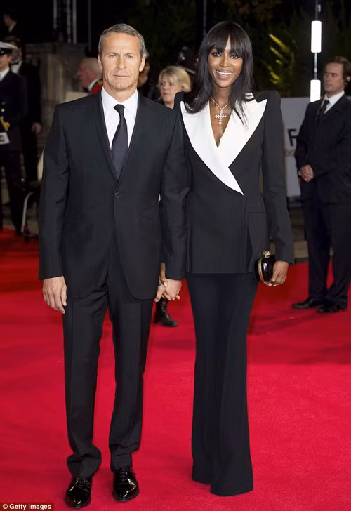 Tỷ phú Vladislav Doronin và cô bồ nóng bỏng Naomi Campbell.