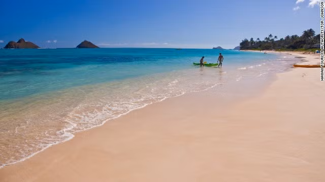 Bãi biển Lanikai ở Hawaii.