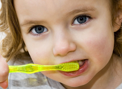 Nguy cơ mắc ung thư của những người lười đánh răng cao hơn 2,5 lần so với những người đánh răng 2 lần/ngày