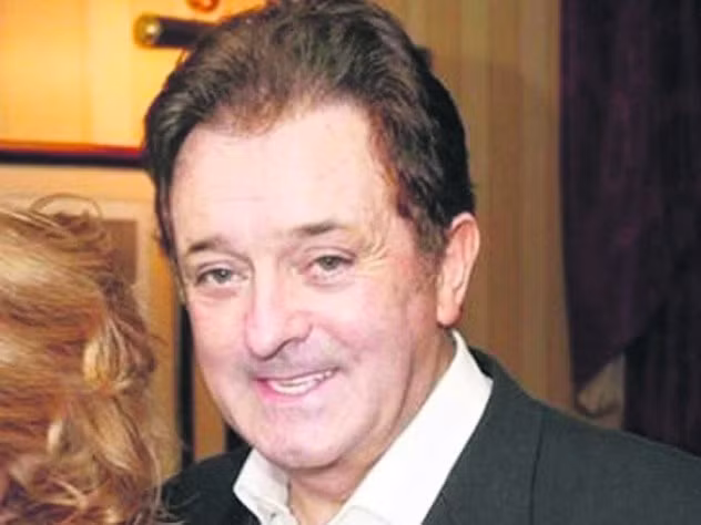 Sau khi biến mất 8 tháng hết sức bí ẩn, ông trùm bất động sản Ireland Kevin Mc Geever, 68 tuổi, được tìm thấy đang lang thang trên đường với khuôn mặc hốc hác và tóc tai bù xù. Khi cảnh sát thẩm vấn, ông nói rằng bị một tổ chức dùng súng bắt cóc bằng xe container. Tuy nhiên, câu chuyện bắt cóc của vị triệu phú là bịa đặt 100% nhằm thoát khỏi áp lực tài chính. Công việc làm ăn của doanh nhân này rơi vào khủng hoảng. Đồng thời, ông cũng bị nghi ngờ gian lận bất động sản ở Dubai và Đức. Cuối cùng, McGeever đã bị bắt vì làm lãng phí thời gian cảnh sát.