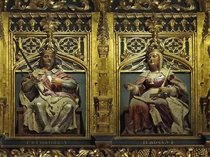 4. Người phụ nữ đầu tiên xuất hiện trên xu USD không phải là người Mỹ. Có rất nhiều phụ nữ từng được khắc lên xu Mỹ nhưng người đầu tiên lại là nữ hoàng Tây Ban Nha - Isabella. Bà xuất hiện trên một đồng xu kỷ niệm năm 1893.