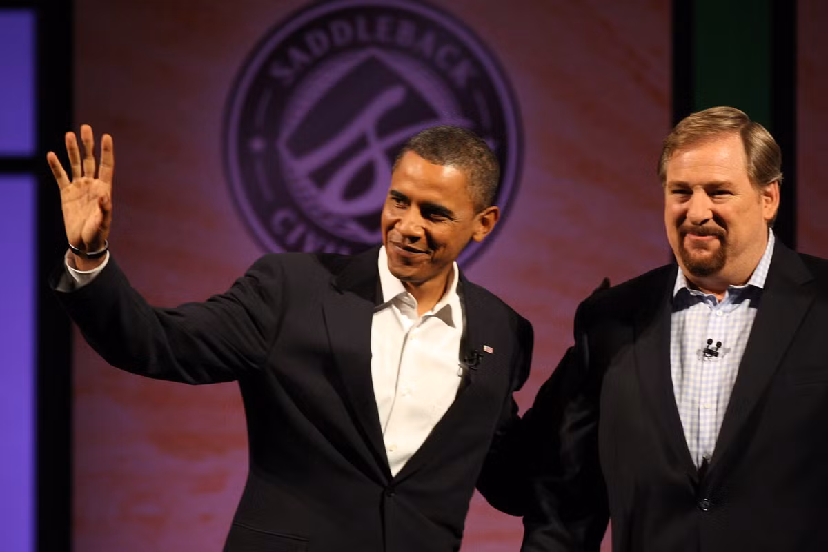 3. Tổng thống còn sống không được xuất hiện trên tiền. Theo hiến pháp từ thời Cách mạng Mỹ, những người còn sống không được phép có mặt trên xu đôla. Tuy nhiên, cũng có ngoại lệ khi chân dung Tổng thống Calvin Coolidge đã được khắc lên một đồng xu để kỷ niệm 150 Quốc khánh Mỹ năm 1926.