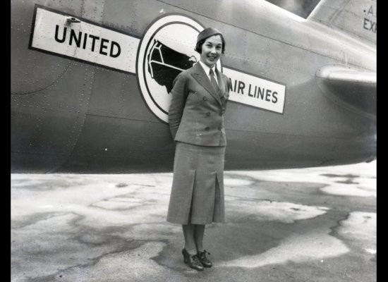 Bộ đồng phục do nhà thiết kế thời trang Fiolel Colangelo tạo nên.