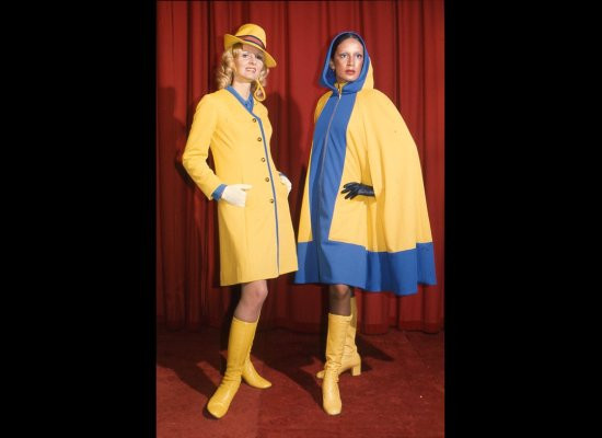 Bộ đồng phục với 2 tông màu chủ đạo vàng - xanh vào những năm 1972-1977.