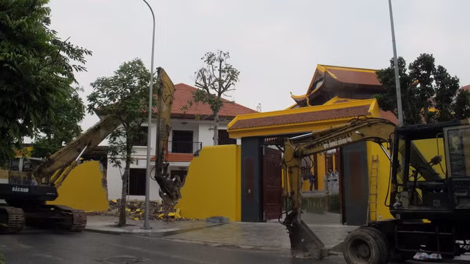 "Nhà khủng" xây dựng không có giấy phép.