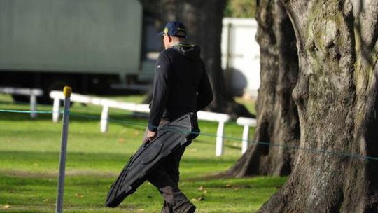 Do xo doi sung nhan tien mat sau tham sat o New Zealand