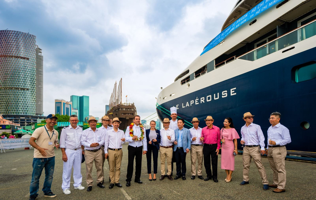 TP Ho Chi Minh don doan khach tau bien sau hon 2 nam