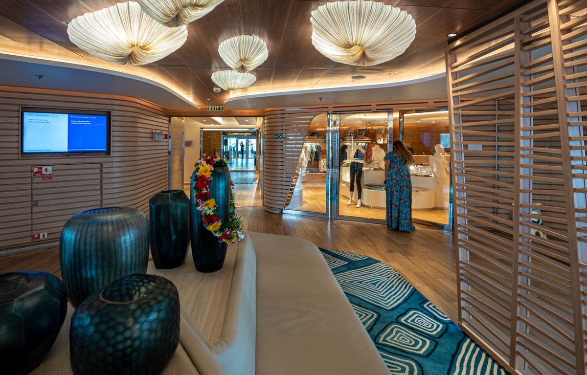 TP Ho Chi Minh don doan khach tau bien sau hon 2 nam-Hinh-9