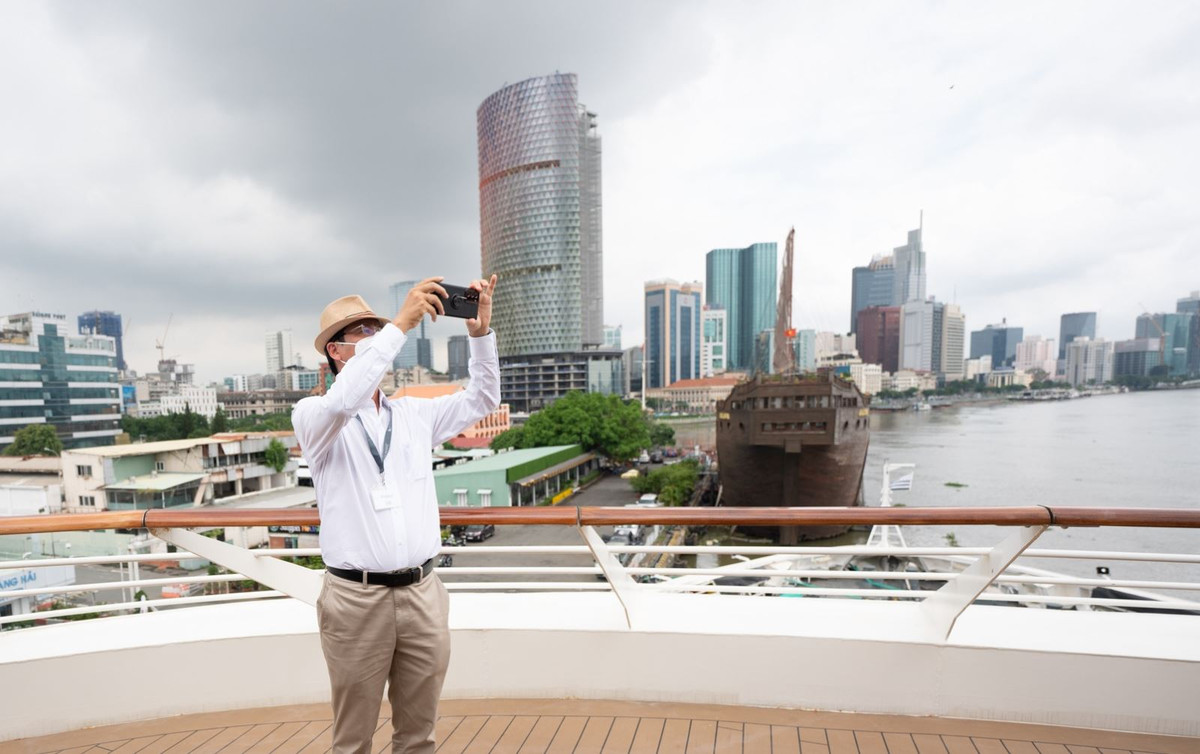 TP Ho Chi Minh don doan khach tau bien sau hon 2 nam-Hinh-11