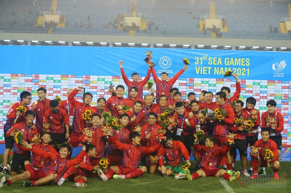 Vừa giành HCV SEA Games, U23 Việt Nam lập tức lên đường dự giải châu Á Vua gianh HCV SEA Games, U23 Viet Nam lap tuc len duong du giai chau A