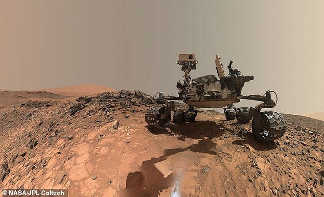 Tàu thám hiểm Curiosity của NASA được phóng vào tháng 11/2011 và hạ cánh xuống miệng núi lửa Gale rộng 154km của sao Hỏa vào đêm 5/8/2012.