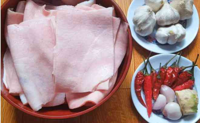 Phan thit lon thuong bi bo di co cong dung cuc tot cho xuong khop