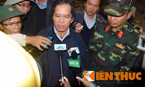 Ông Nguyễn Xuân Tiến, Bí thư tỉnh ủy Lâm Đồng tại hiện trường.