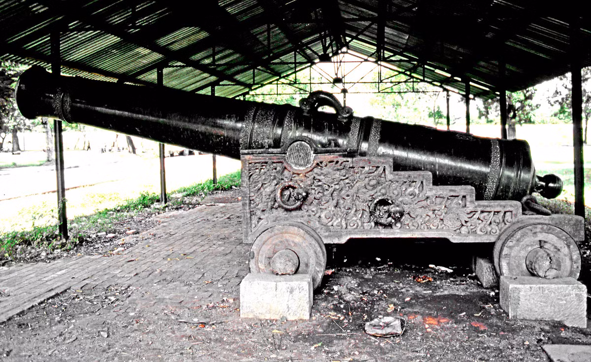 Một khẩu thần công trong Cửu vị thần công.