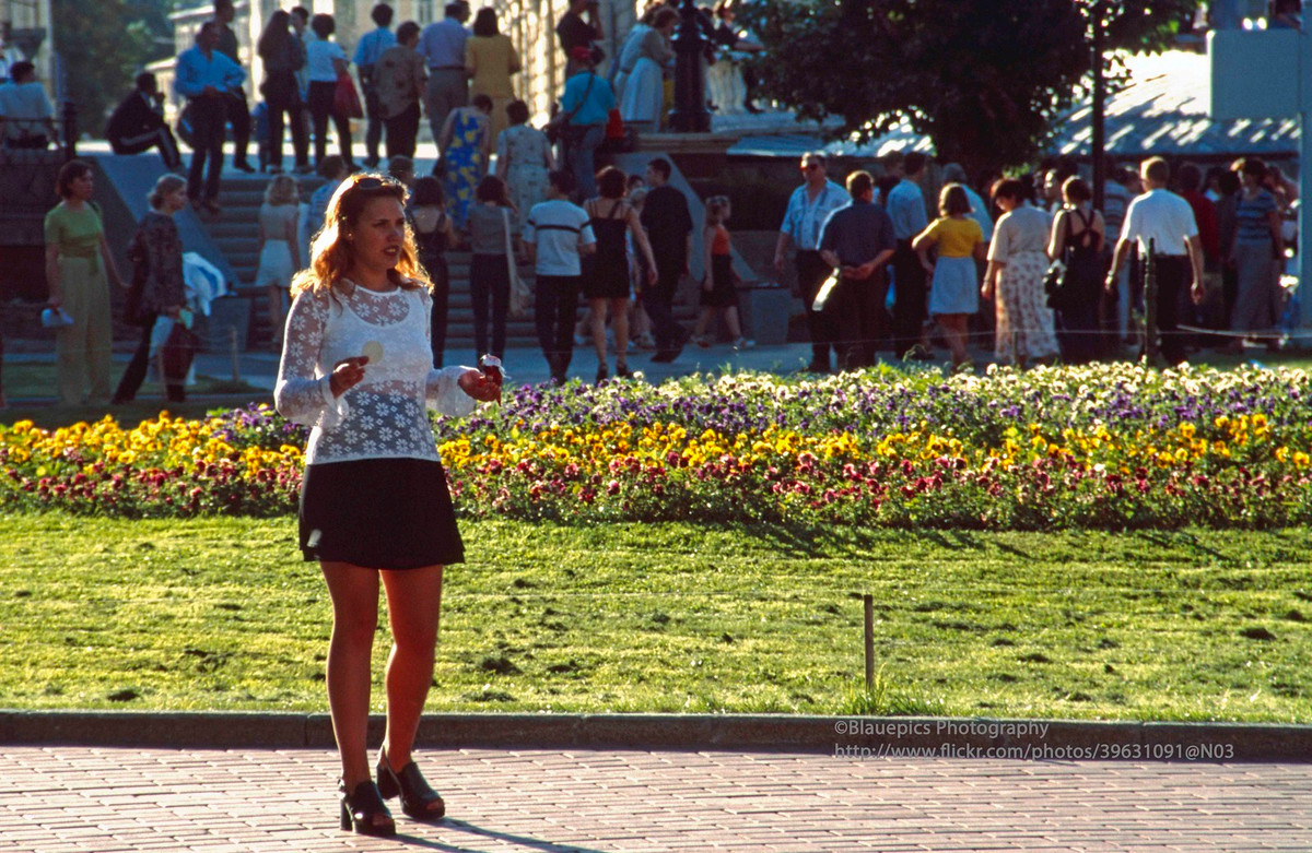 Người phụ nữ trong vườn Alexander.