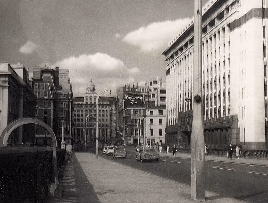 Trên phố King William, London thập niên 1960.