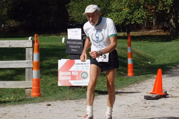 Bi quyet 100 tuoi van chay tot cua cu ong tung mac ung thu