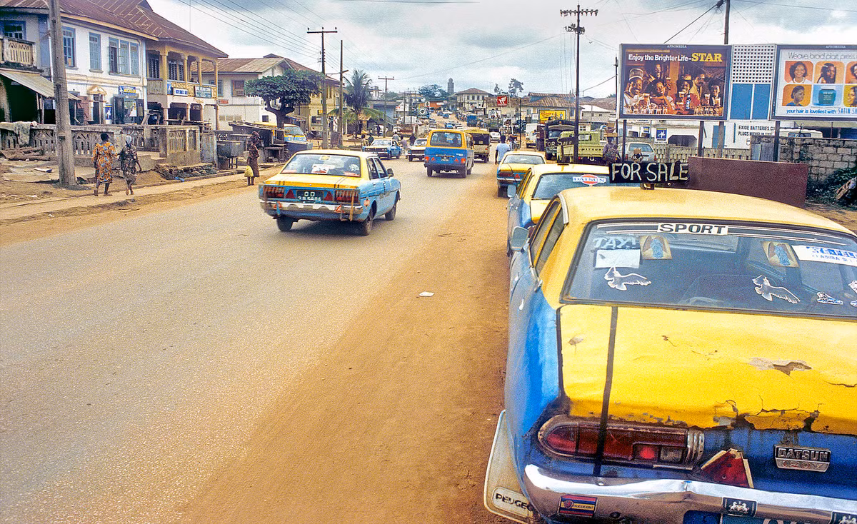 Trên phố Yaba, đại lộ chính của thành phố Ondo.