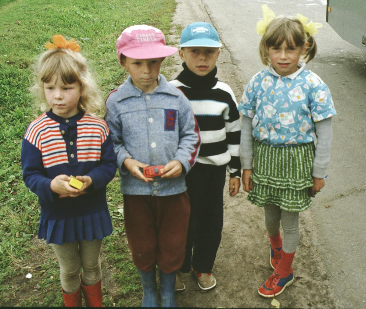 Trẻ em vùng nông thôn nước Nga.