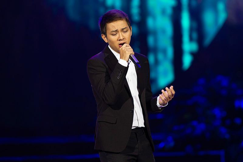 Hoai Lam mai hat nga dau dieng nhung Erik bi lai mang mo-Hinh-3