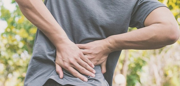 3 loại ung thư có dấu hiệu sớm là đau lưng kéo dài - Hình 3 3 loai ung thu co dau hieu som la dau lung keo dai-Hinh-3