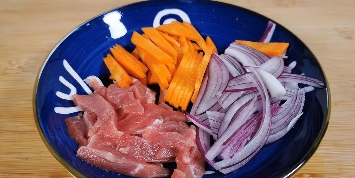 Boi bo ty vi voi thit bo va 2 loai cu co canxi cao-Hinh-7