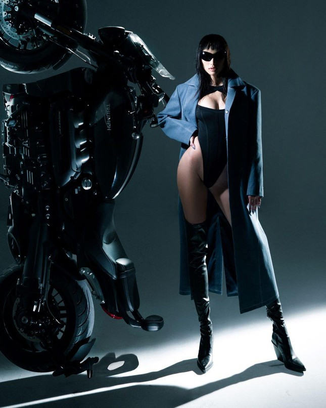 Ngoc Mint goi cam het nac voi tao hinh day tao bao-Hinh-5