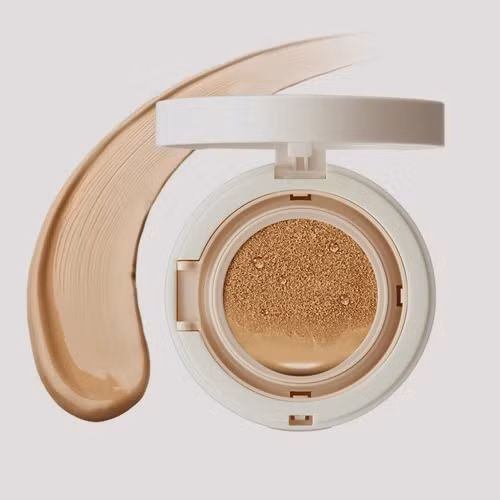 Phấn nước kiêm dưỡng trắng, chống nắng, kem nền. Không cần qua nhiều bước rườm rà mà bạn vẫn có làn da được bảo vệ tránh khỏi tia UV, hội tụ đầy đủ các tính năng nổi bật: chống nắng, ngăn hình thành nếp nhăn, vừa làm sáng, vừa dưỡng ẩm, che khuyết điểm và làm mịn da.