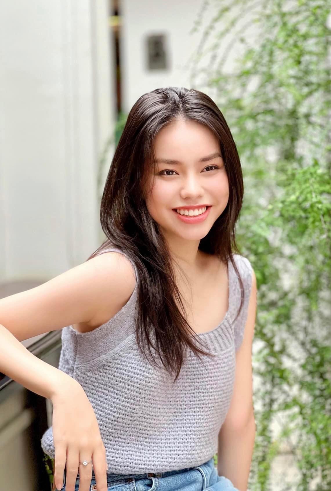 Sau khi lên đại học, diễn viên Vợ Ba có nhiều định hướng, chuẩn bị cho con đường nghệ thuật. Theo Trà My, khi đủ 18 tuổi, cô nhận ra đã đến lúc mình cần bước ra khỏi vùng an toàn của bản thân.