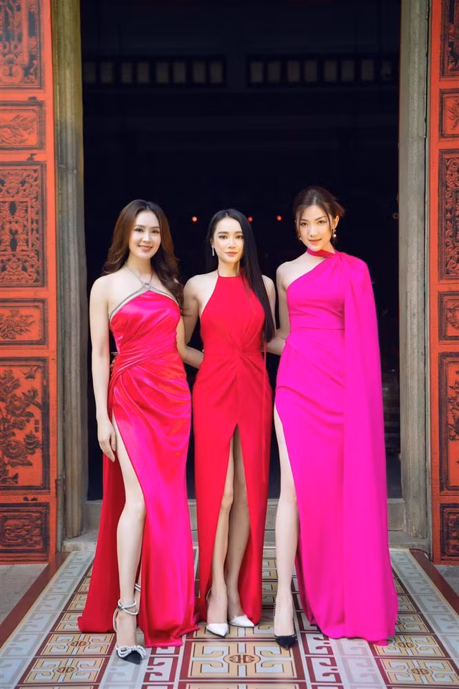 Hiện tại dù không còn làm người mẫu và đã là mẹ 2 con nhưng Hồng Diễm vẫn ghi điểm nhờ gu thời trang thanh lịch, vóc dáng đáng ngưỡng mộ và gương mặt cực kỳ thu hút.