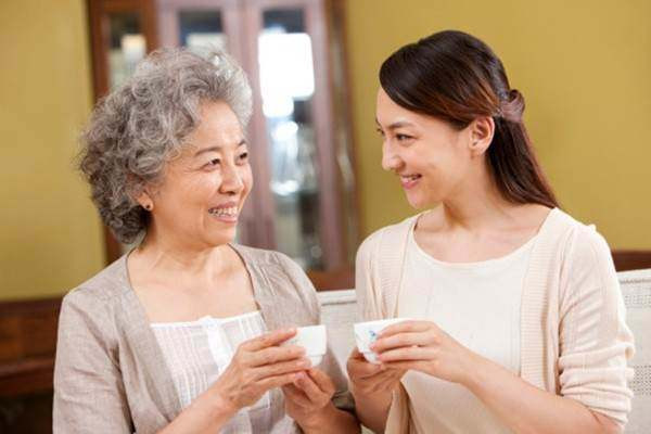 Thai do cua me chong khi con dau phai ngoi xe lan-Hinh-3