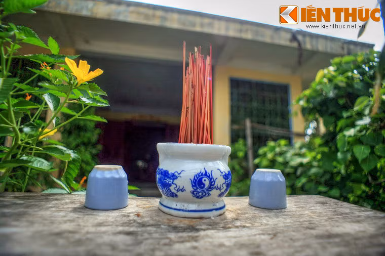 Sau khi bà Thìn mất cách đây ít năm, ngôi nhà nằm dưới sự quản lý của con trai bà là ông Lương Văn Tâm, người sống bằng nghề bán cây cảnh và làm hòn non bộ, trang trí sân vườn.