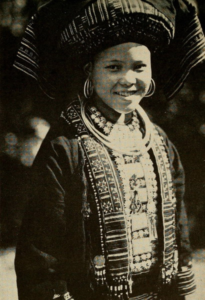 Thiếu nữ Mán ở Hà Giang.