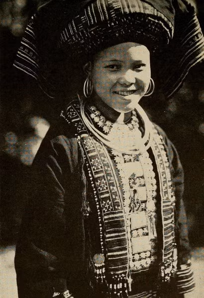 Thiếu nữ Mán ở Hà Giang.