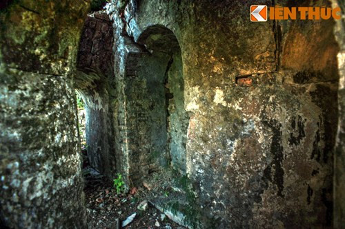 Theo các nhà nghiên cứu, động Phước Duyên là động kiểu giả sơn duy nhất hiện còn trong các ngự viên của triều Nguyễn. Sự kết hợp giữa hình thức giả sơn trên cạn và thủy đạo đặt bên dưới là điểm rất độc đáo, khiến động trở nên độc nhất vô nhị ở Việt Nam.