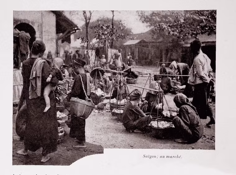 Chợ cóc ở Sài Gòn.