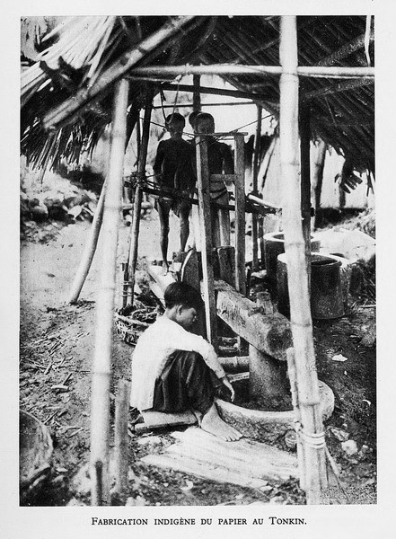 Nghề làm giấy ở Bắc Kỳ.